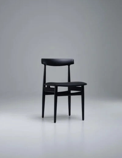 Hertug Dining Chair by Eikund