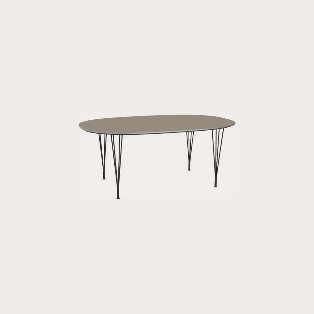 Superellipse B613 Dining Table by Fritz Hansen