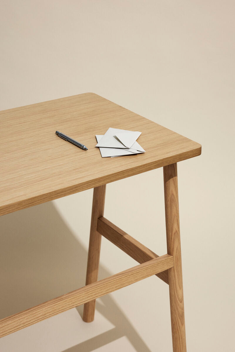 Acorn Desk Natural by Hübsch