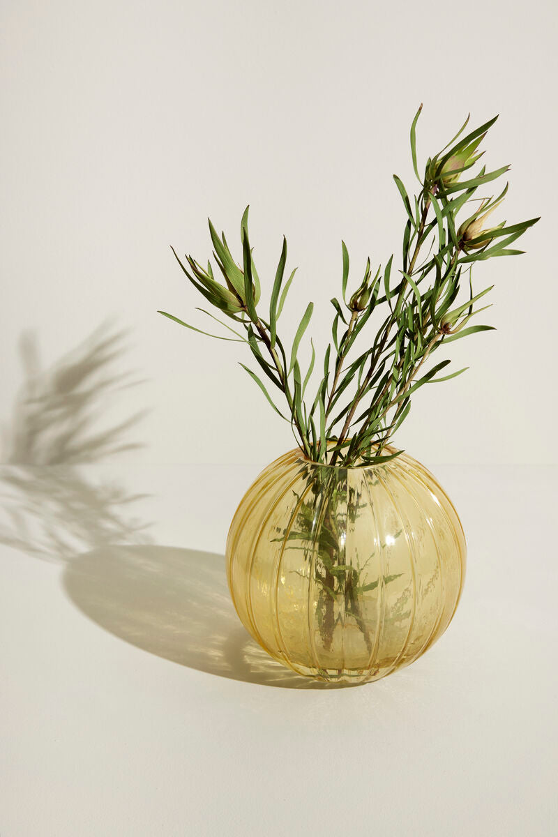 Fleur Vase by Hübsch