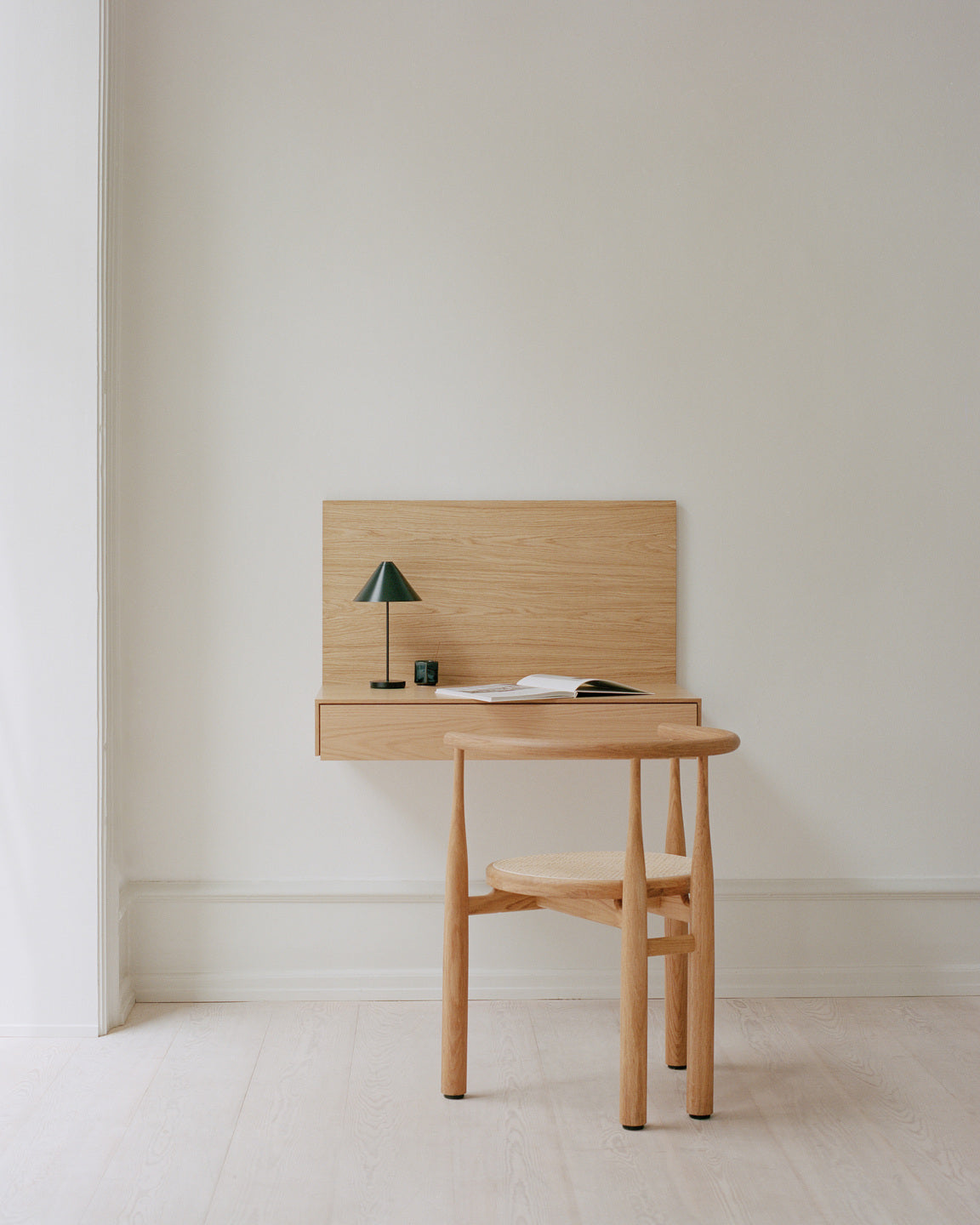 Tana Wall Mounted Desk by New Works