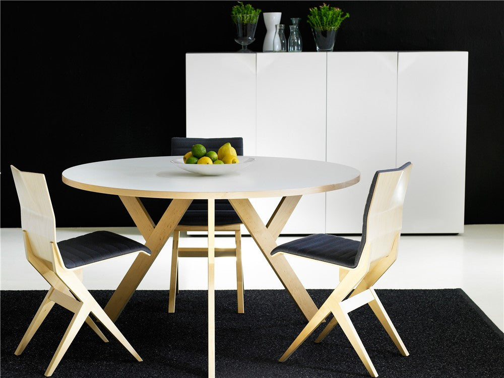 Ypsilon Round Table by Karl Andersson & Söner