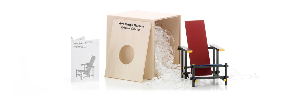 Rood Blauwe Stool from the Miniatures Collection by Vitra