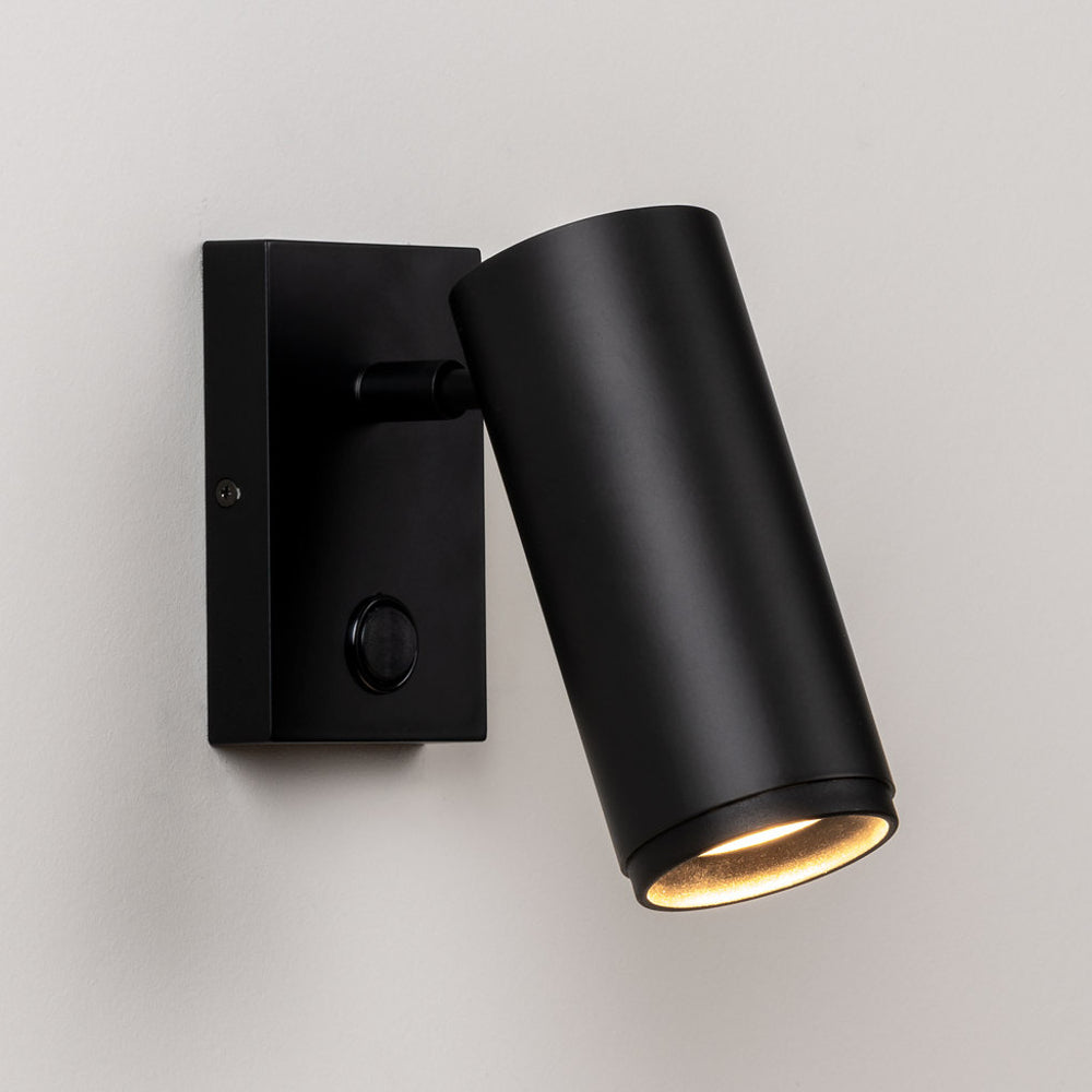 Haul Surface Wall Adjustable Light by ZANEEN design