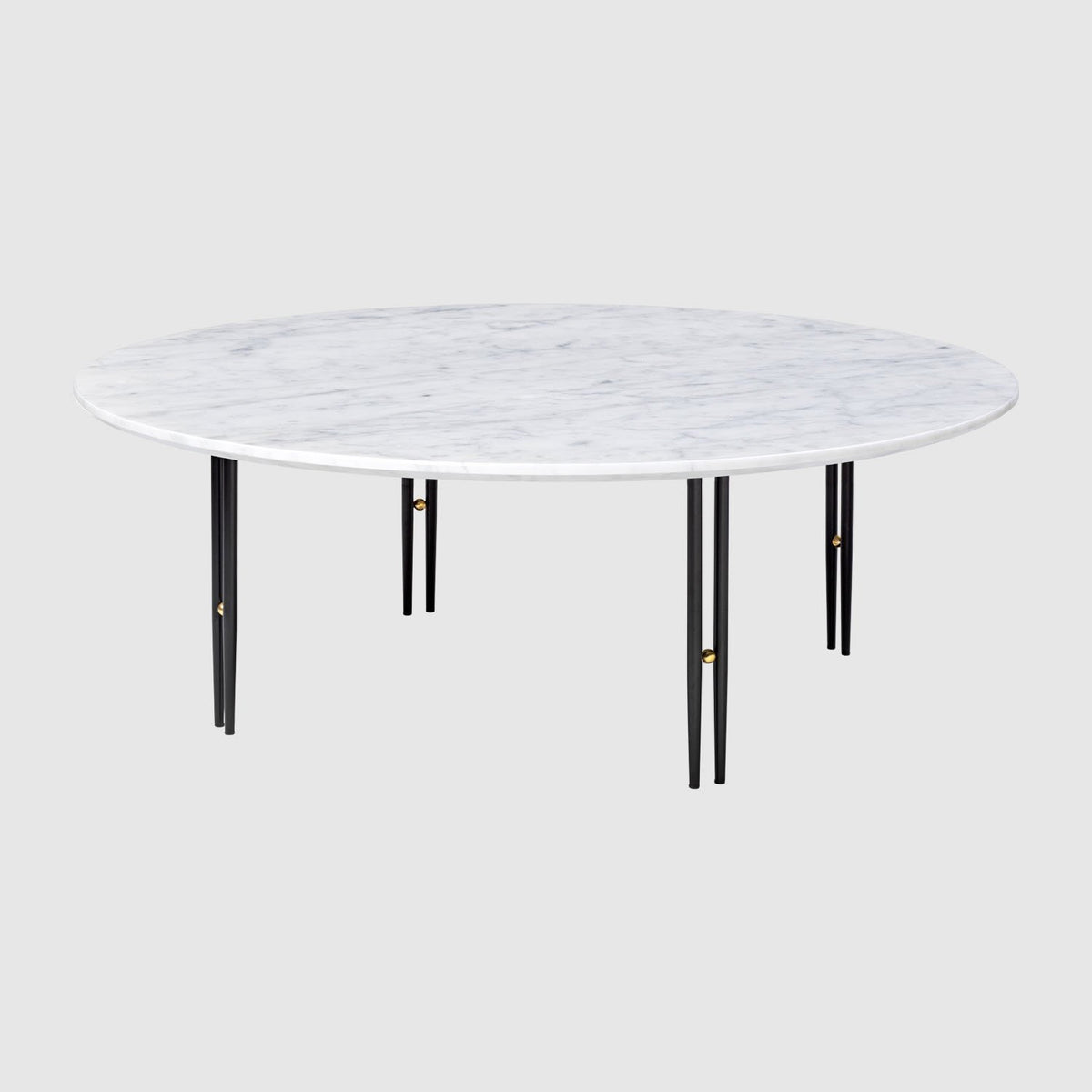 IOI Coffee Table, Round, 100cm by Gubi