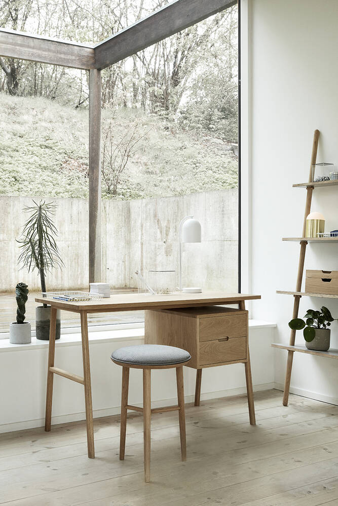 Architect Desk - Natural by Hübsch