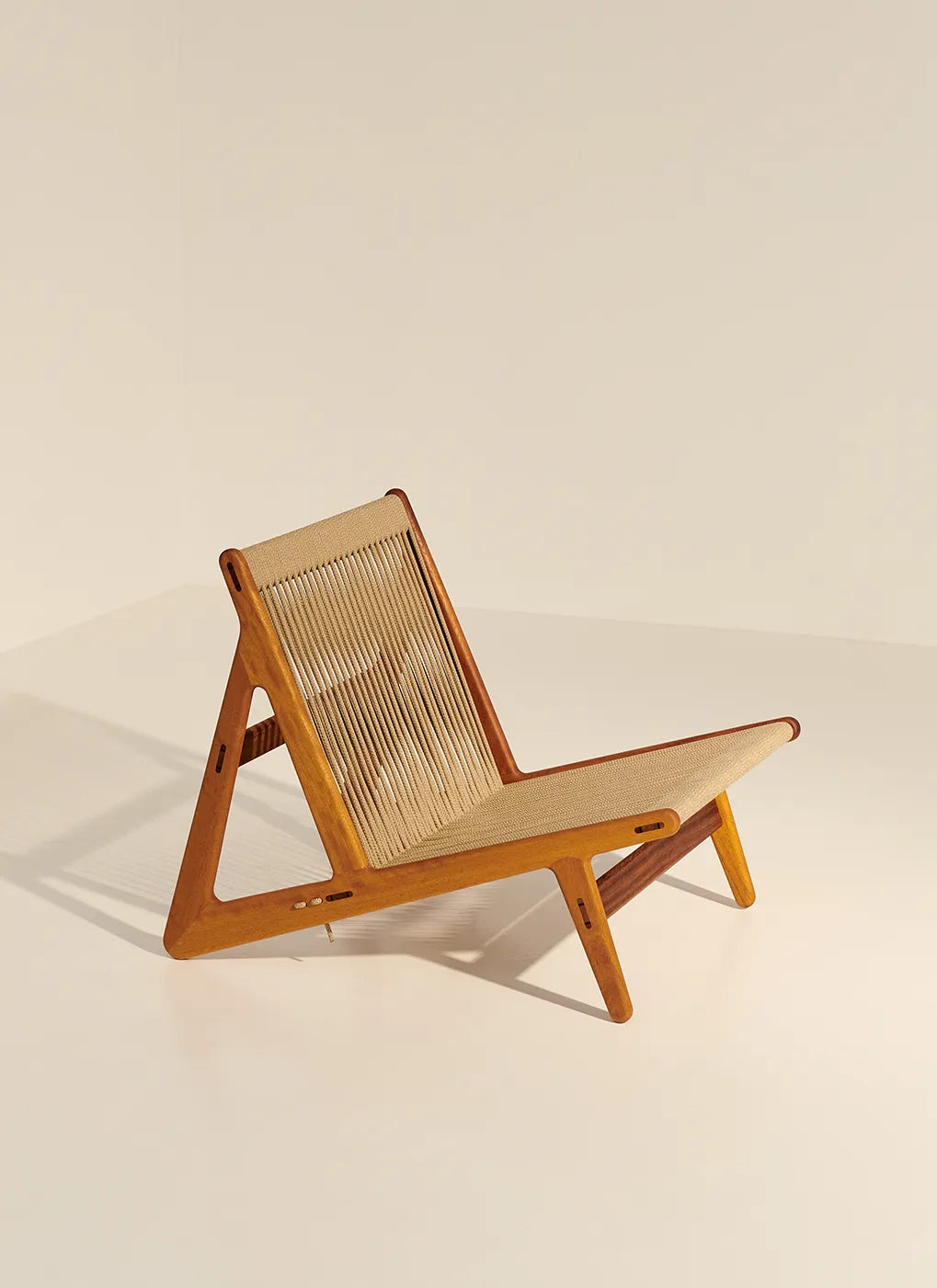 MR01 Initial Lounge Chair, Outdoor by Gubi