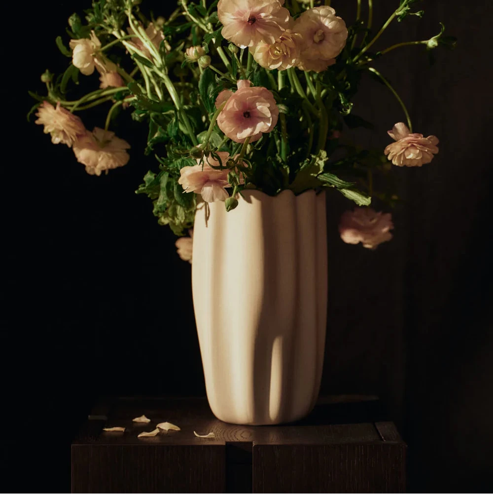 Nium Vase by Ferm Living