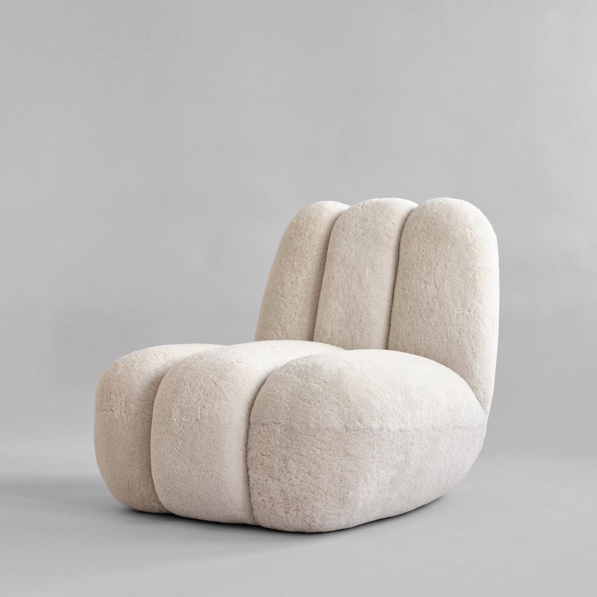 Toe Chair - Sheepskin, Sandshell by 101 Copenhagen