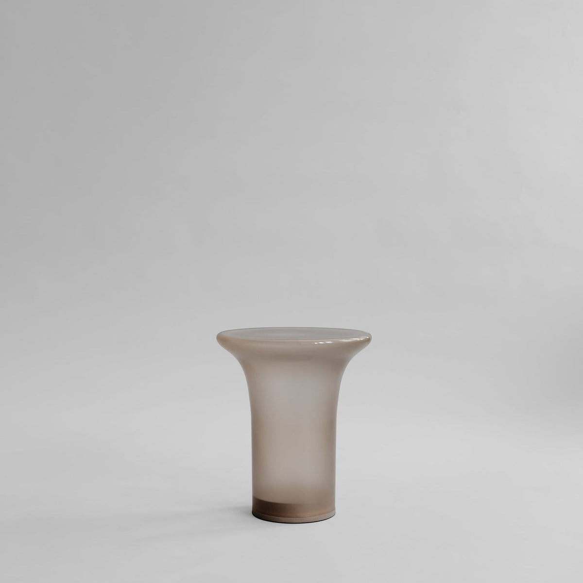 Trumpet Table, Tall - Smoked Desert by 101 Copenhagen