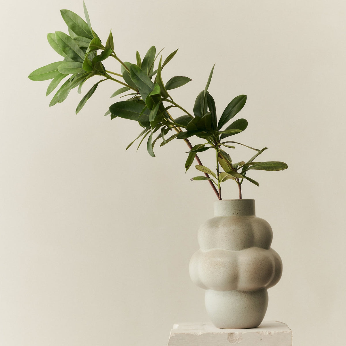 Balloon Vase 04 Vintage Glaze by Louise-Roe