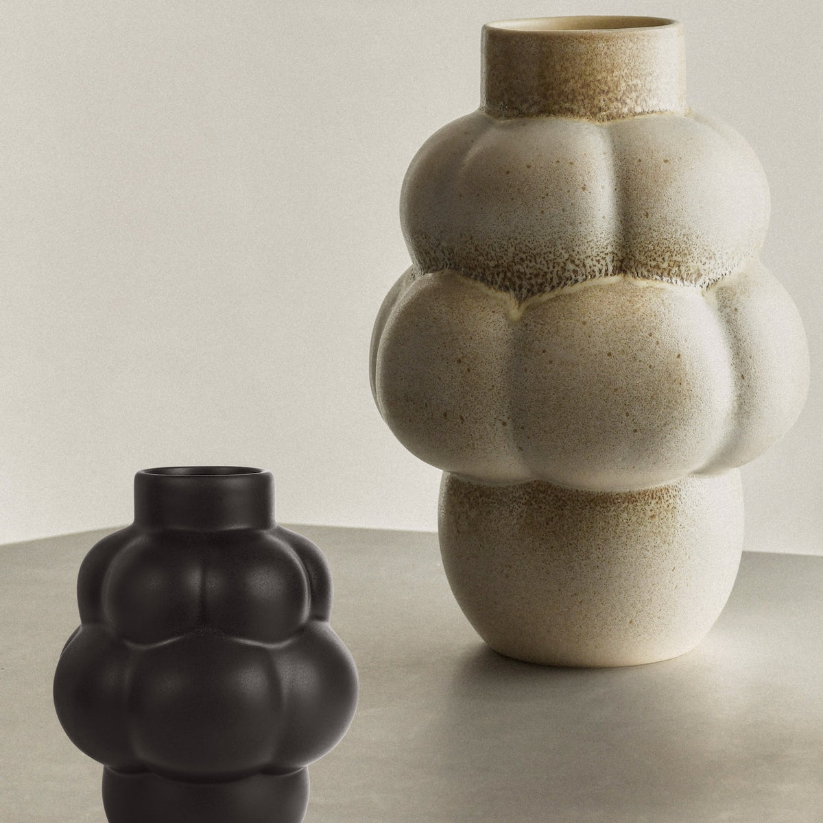 Balloon Vase 04 Grande Vintage Glaze by Louise-Roe