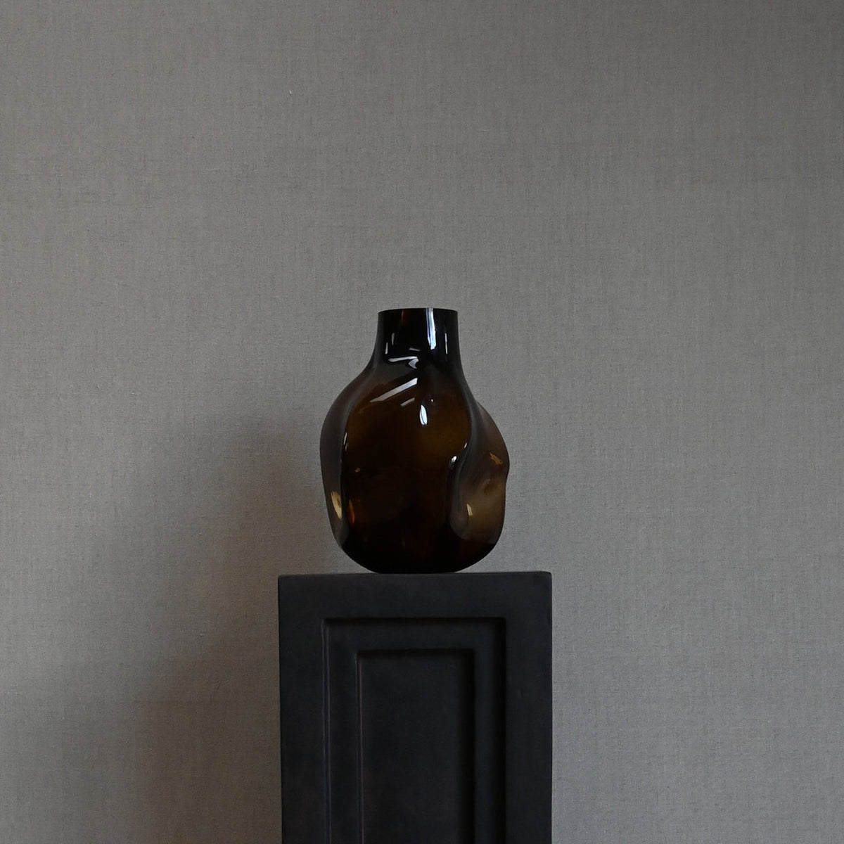 Bakku Vase, Medio - Smoked Forest by 101 Copenhagen