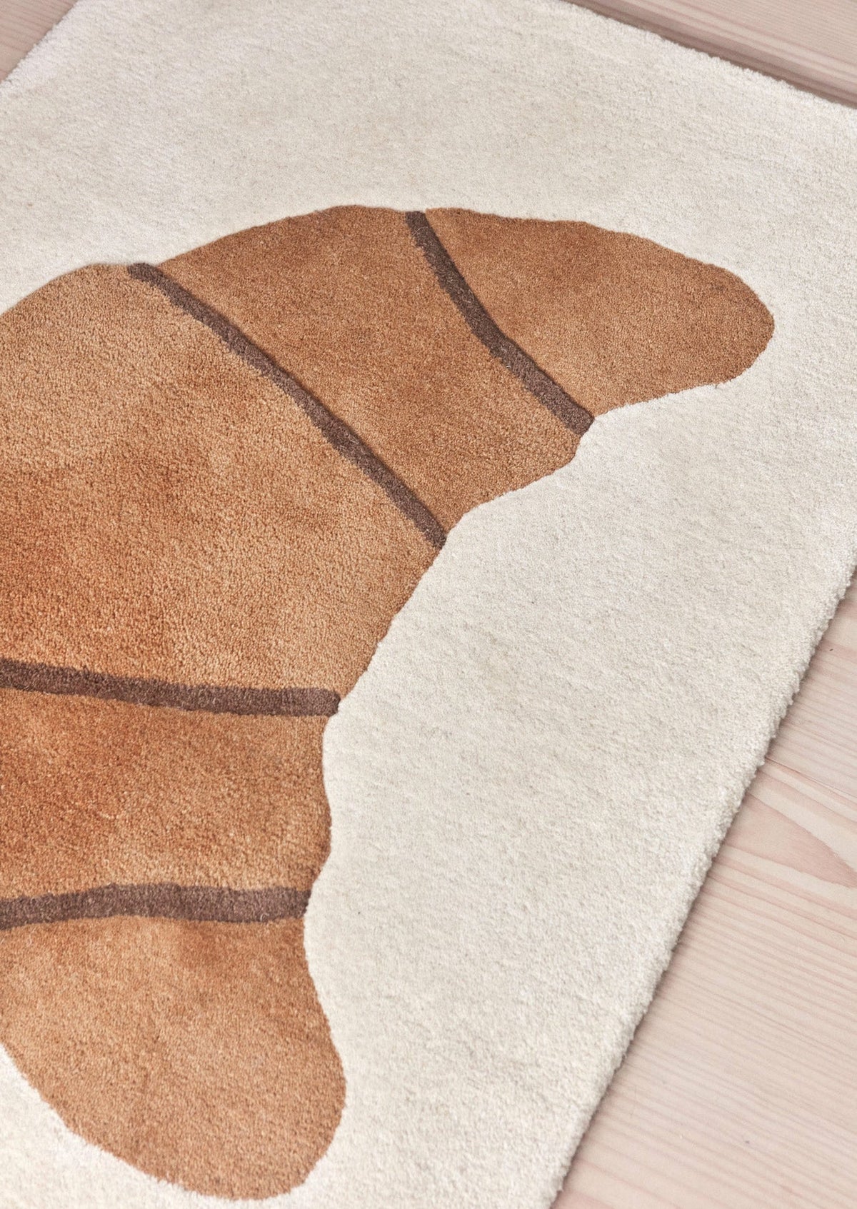 Croissant Tufted Rug by OYOY MINI