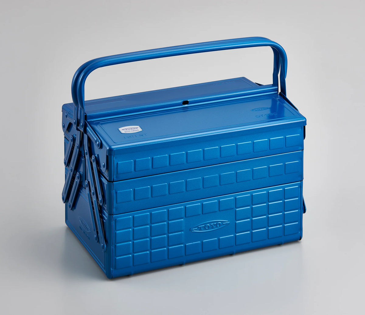 GT Series Toolbox by Toyo Steel