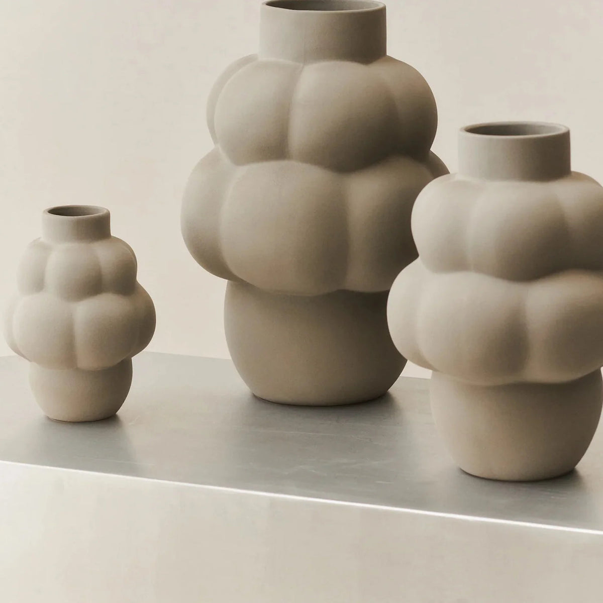 Balloon Vase 04 Petit Sanded Grey by Louise-Roe