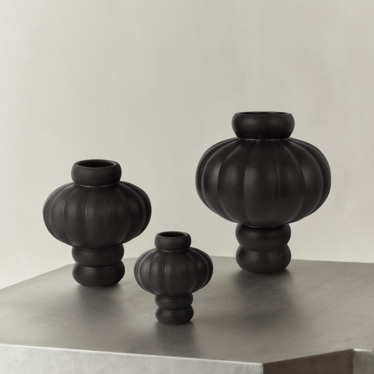 Balloon Vase 03 Ink Black by Louise-Roe