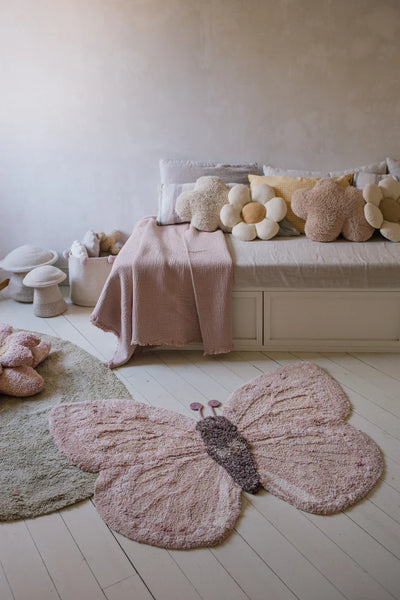 Washable animal cotton rug by Lorena Canals featuring a playful animal design, perfect as a cozy home accessory.