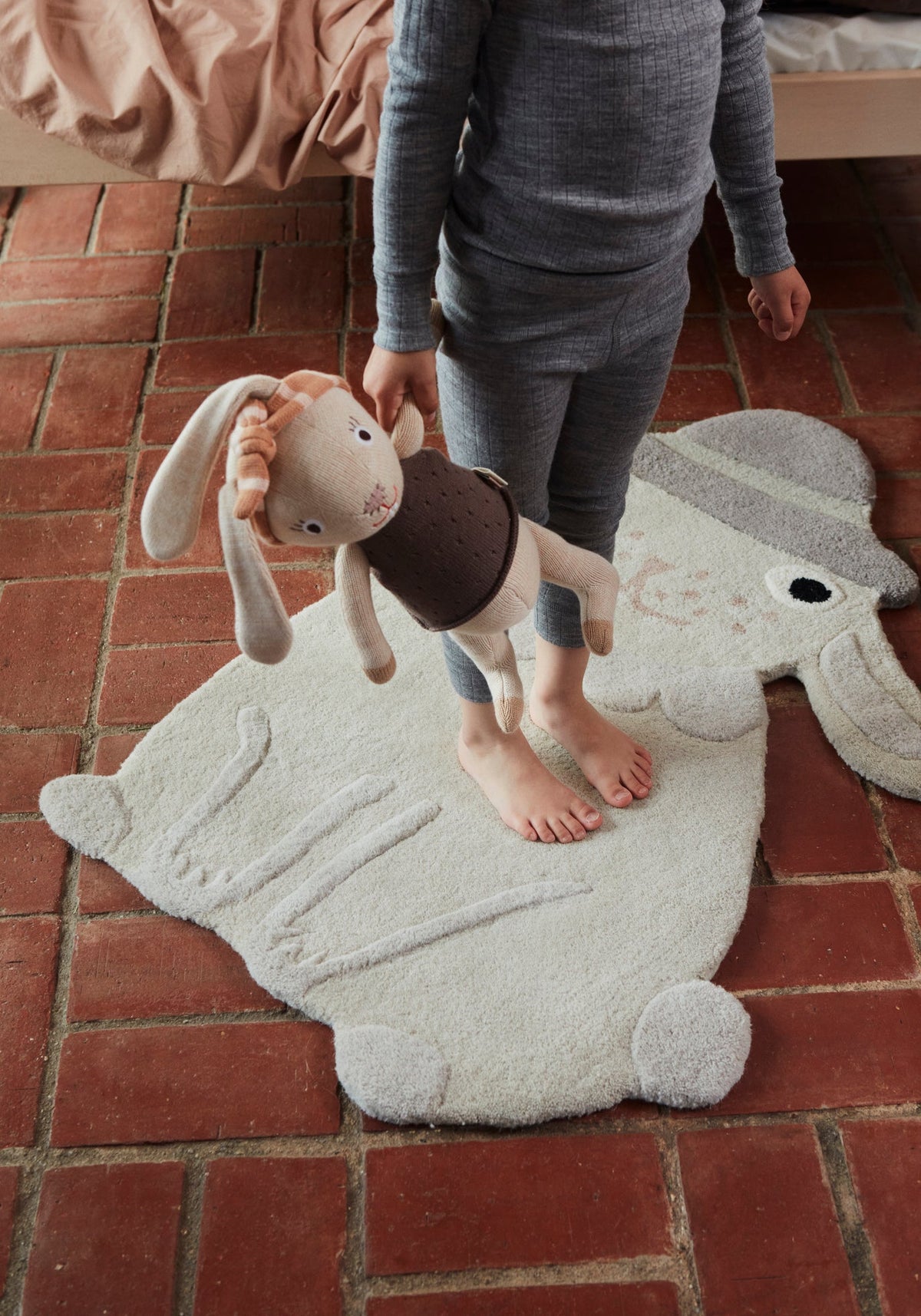 Hopsi Rabbit Rug by OYOY MINI