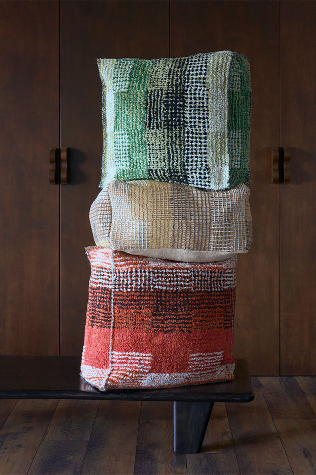 City Reversible Puff by Lorena Canals