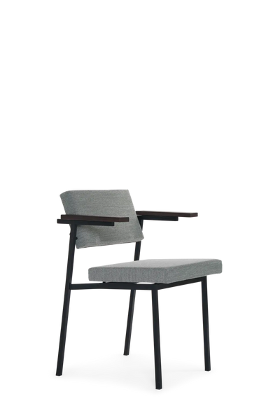 Dark brown oak armrest dining chair from Pastoe SE69 collection, showcasing sleek seating design with wooden details.