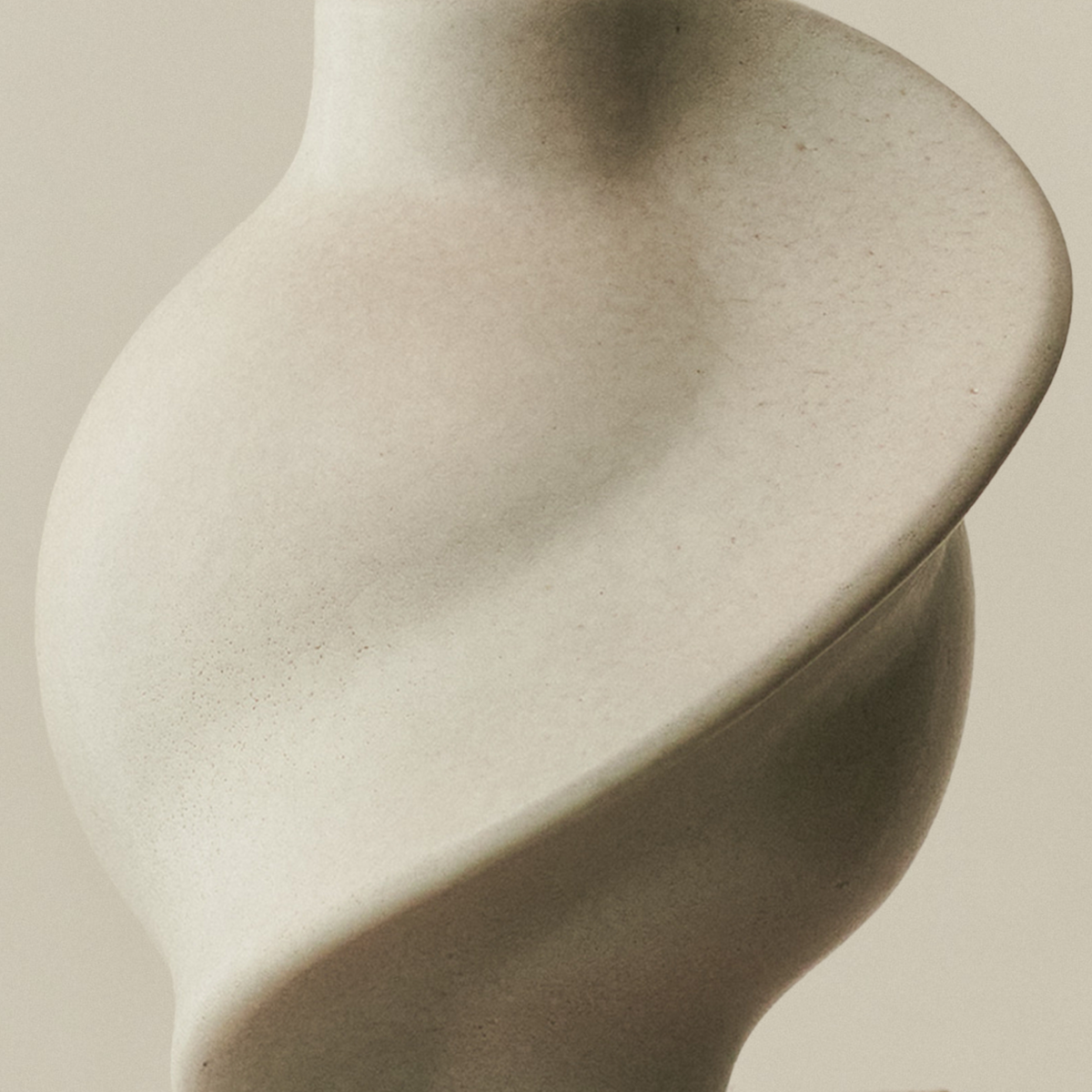 Ceramic Pirout Vase 02 Vintage Glaze by Louise-Roe