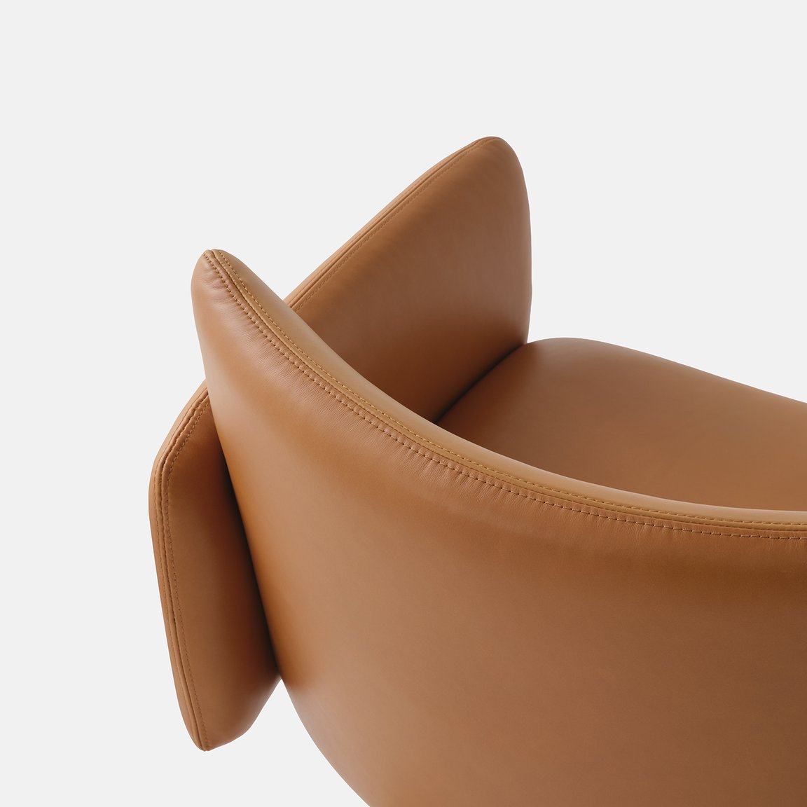 Avant Lounge Chair by Resident