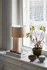 Lampe de table Tangent par Woud Danemark