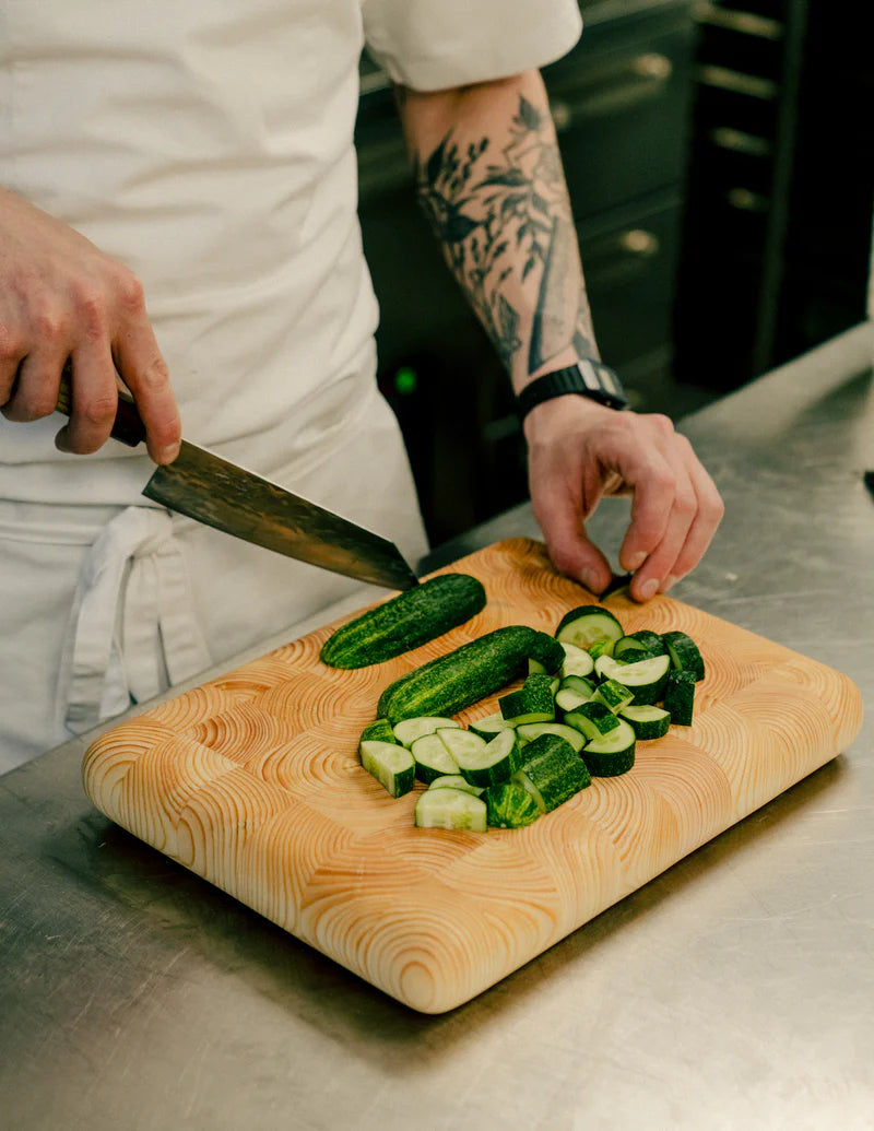 019 Syy Chopping Board by Vaarnii