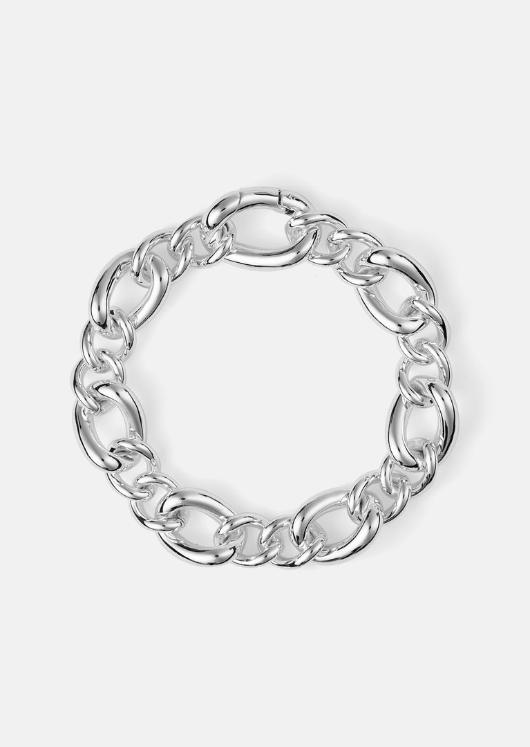 Silver plated Cuba chain bracelet by Skultuna, featuring interlinked oval loops, displayed on a neutral background.