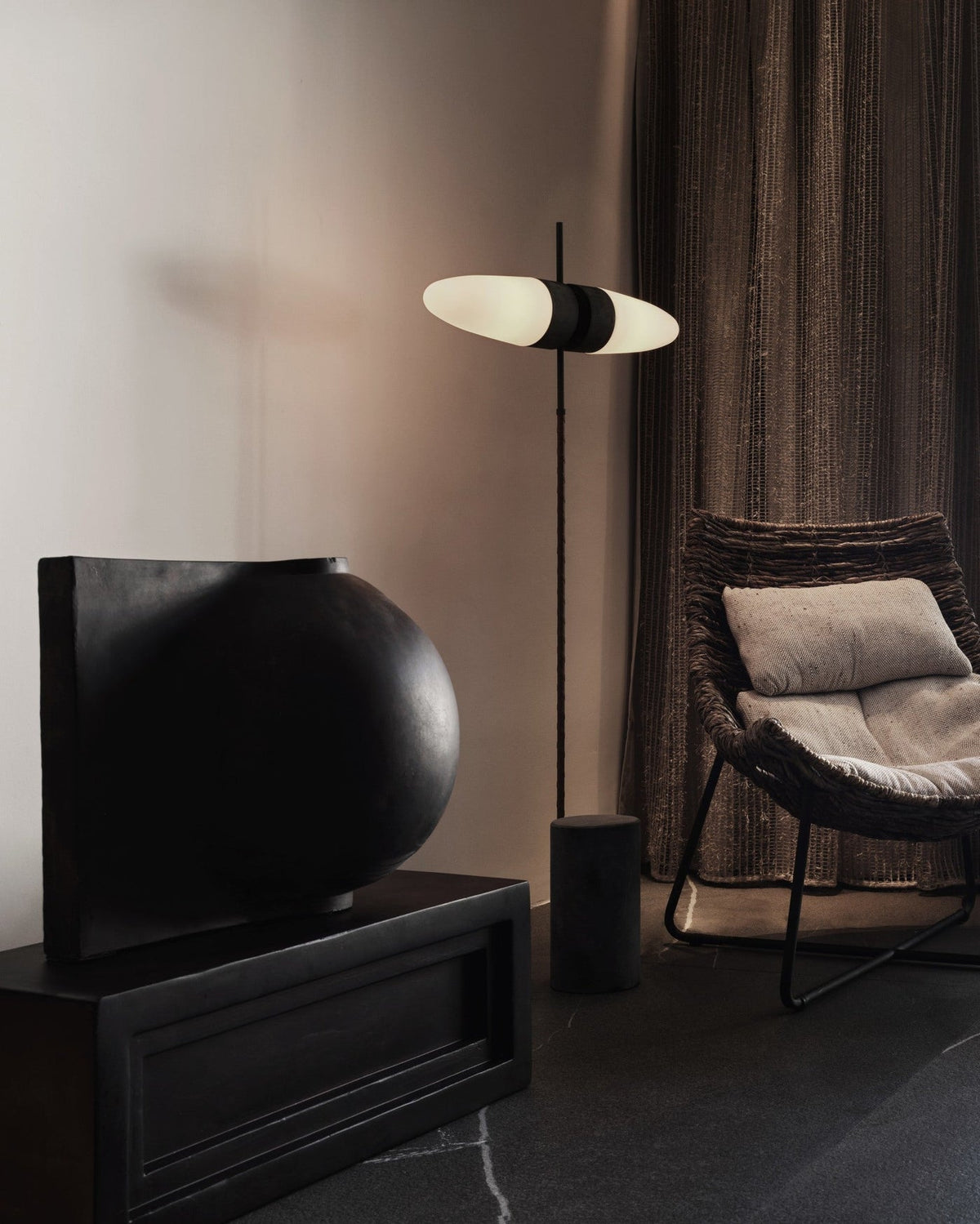 Offset Vase, Big - Coffee by 101 Copenhagen