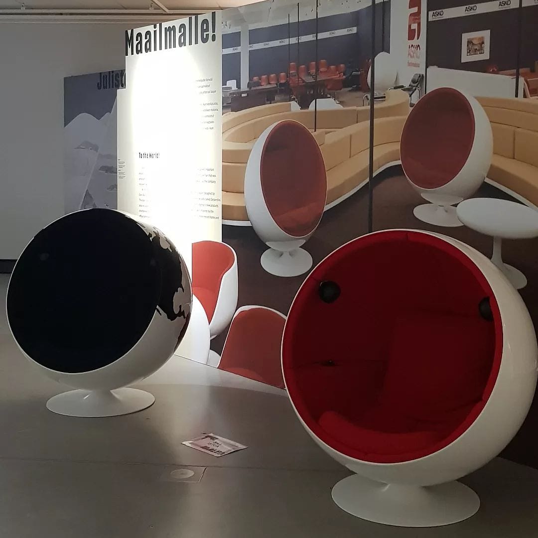 Ball Chair - Leather by Eero Aarnio Originals (Authentic)