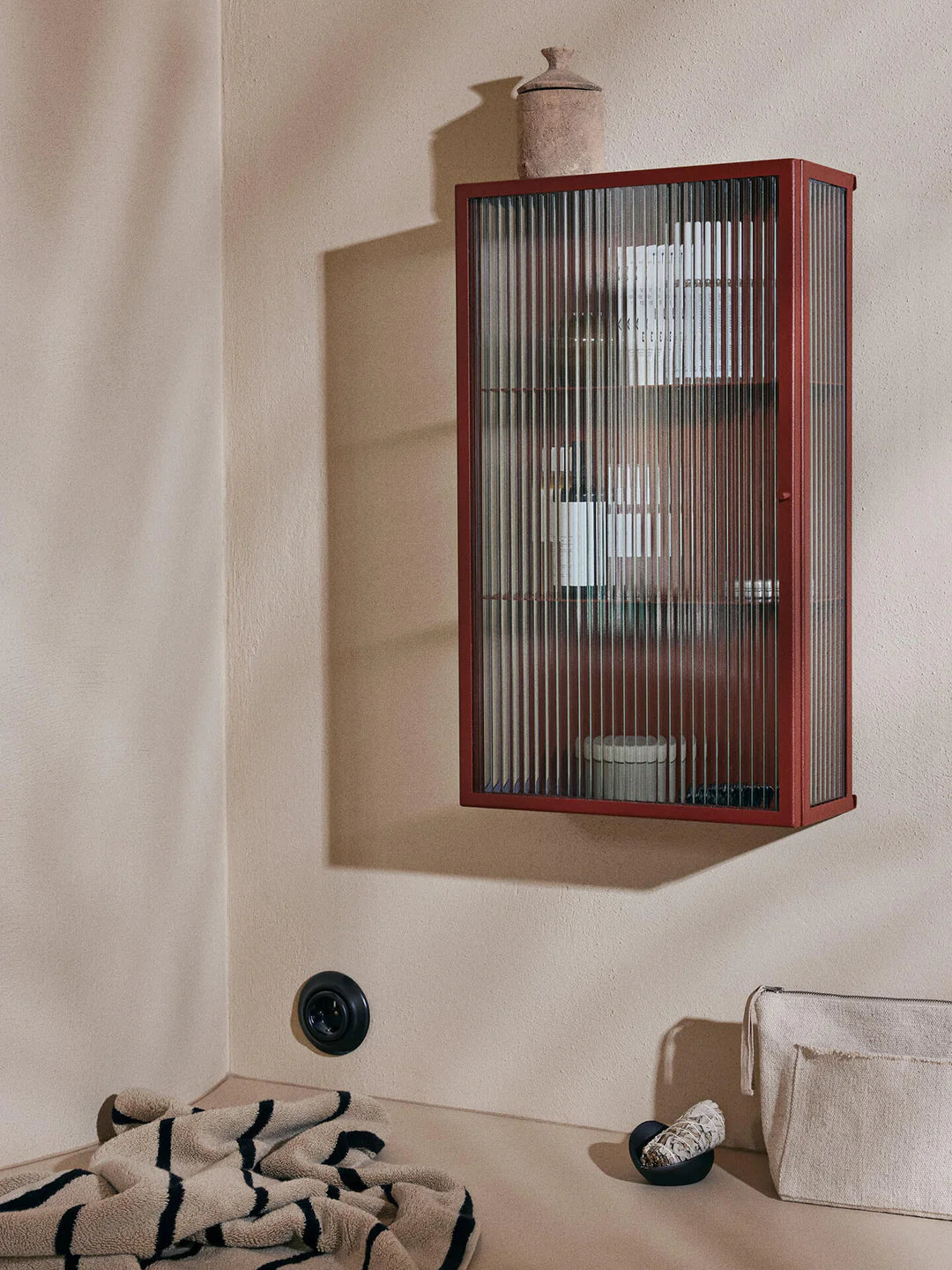 Haze Wall Cabinet by Ferm Living - Oxide Red