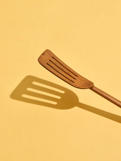 Spatulas w. holes by Higham Copenhagen