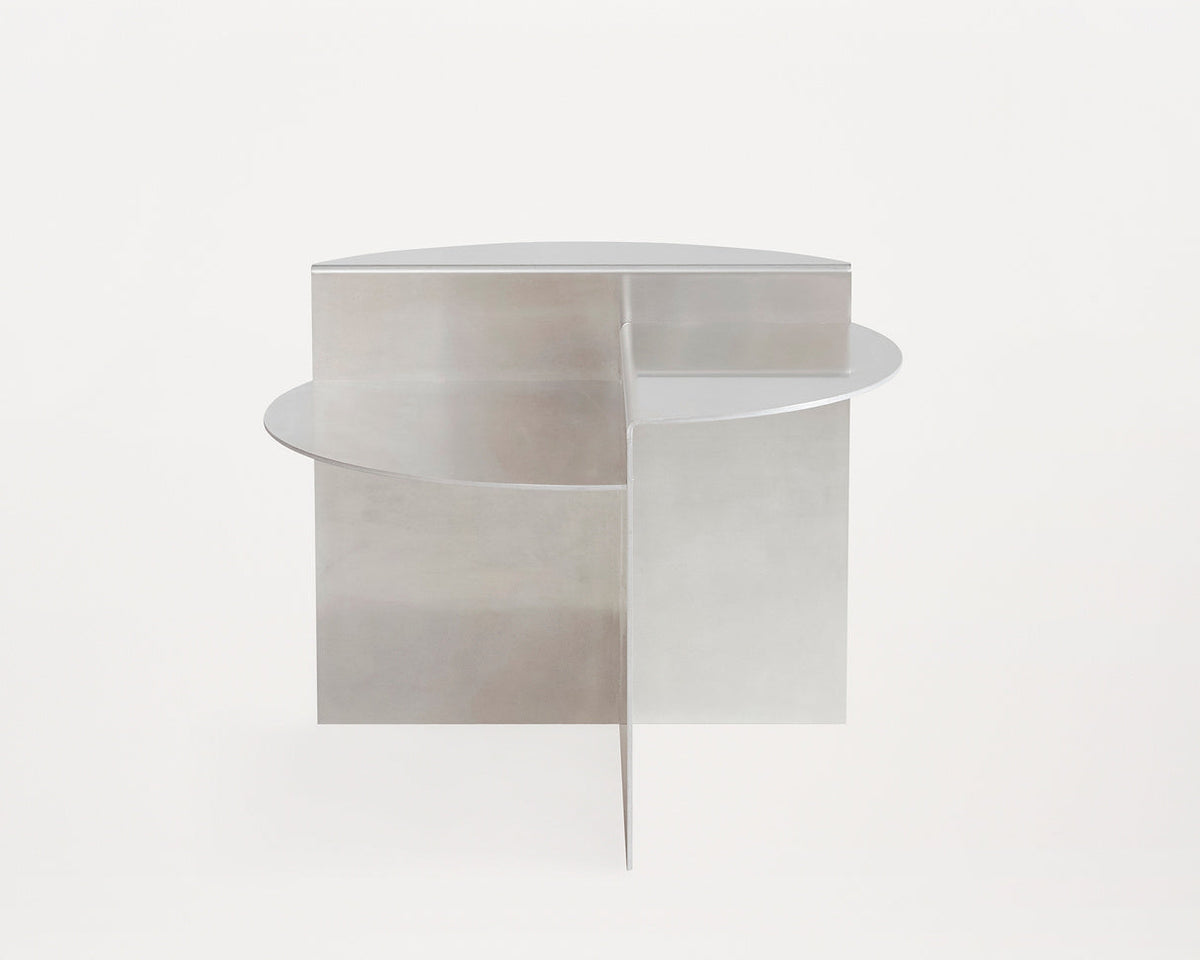 Table d'appoint Rivet par Frama