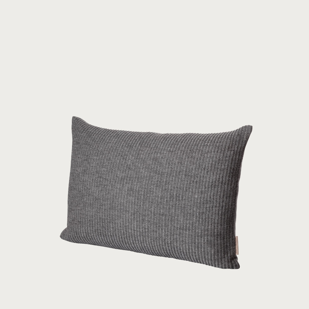Aiayu Cushion by Fritz Hansen