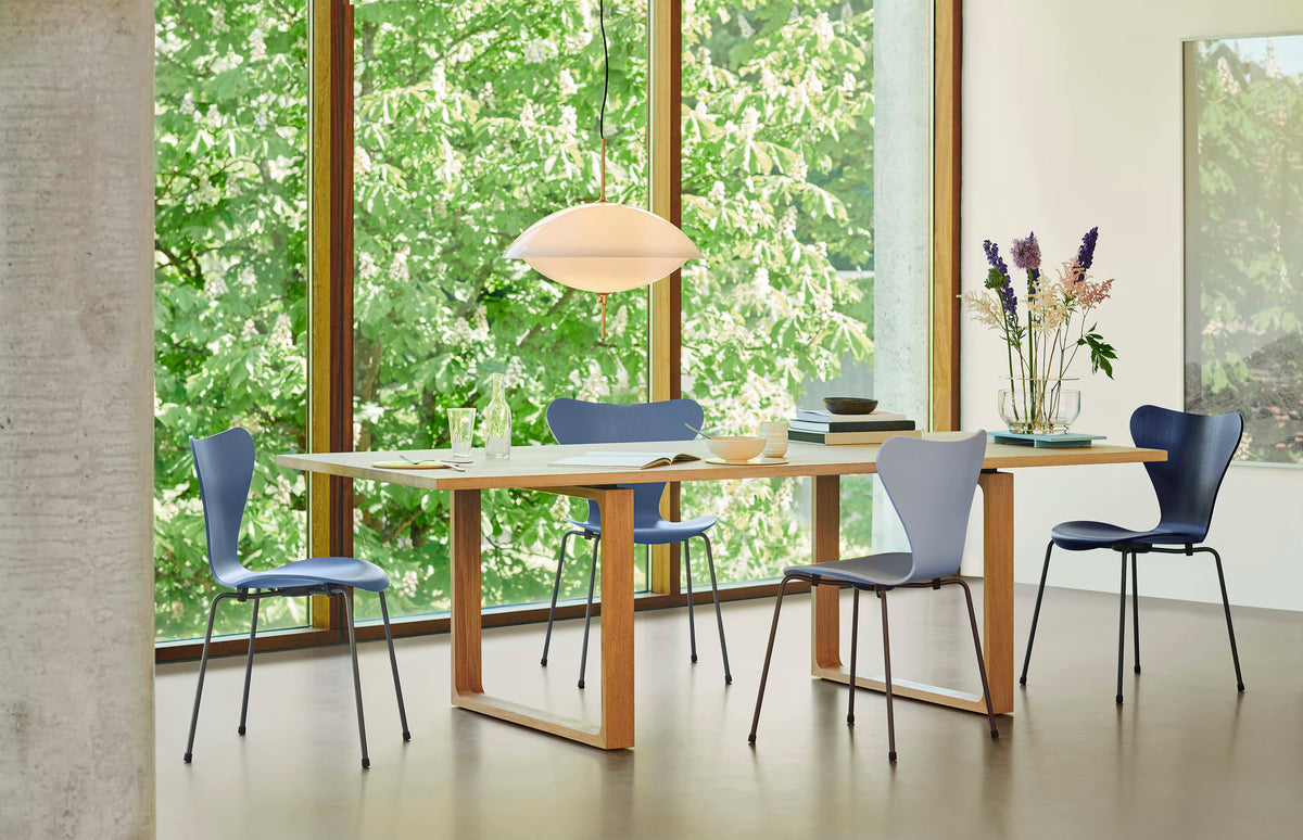 Series 7 3107 by Fritz Hansen