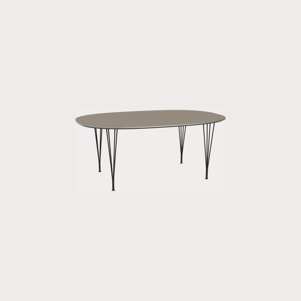 Table de salle à manger Superellipse B613 par Fritz Hansen