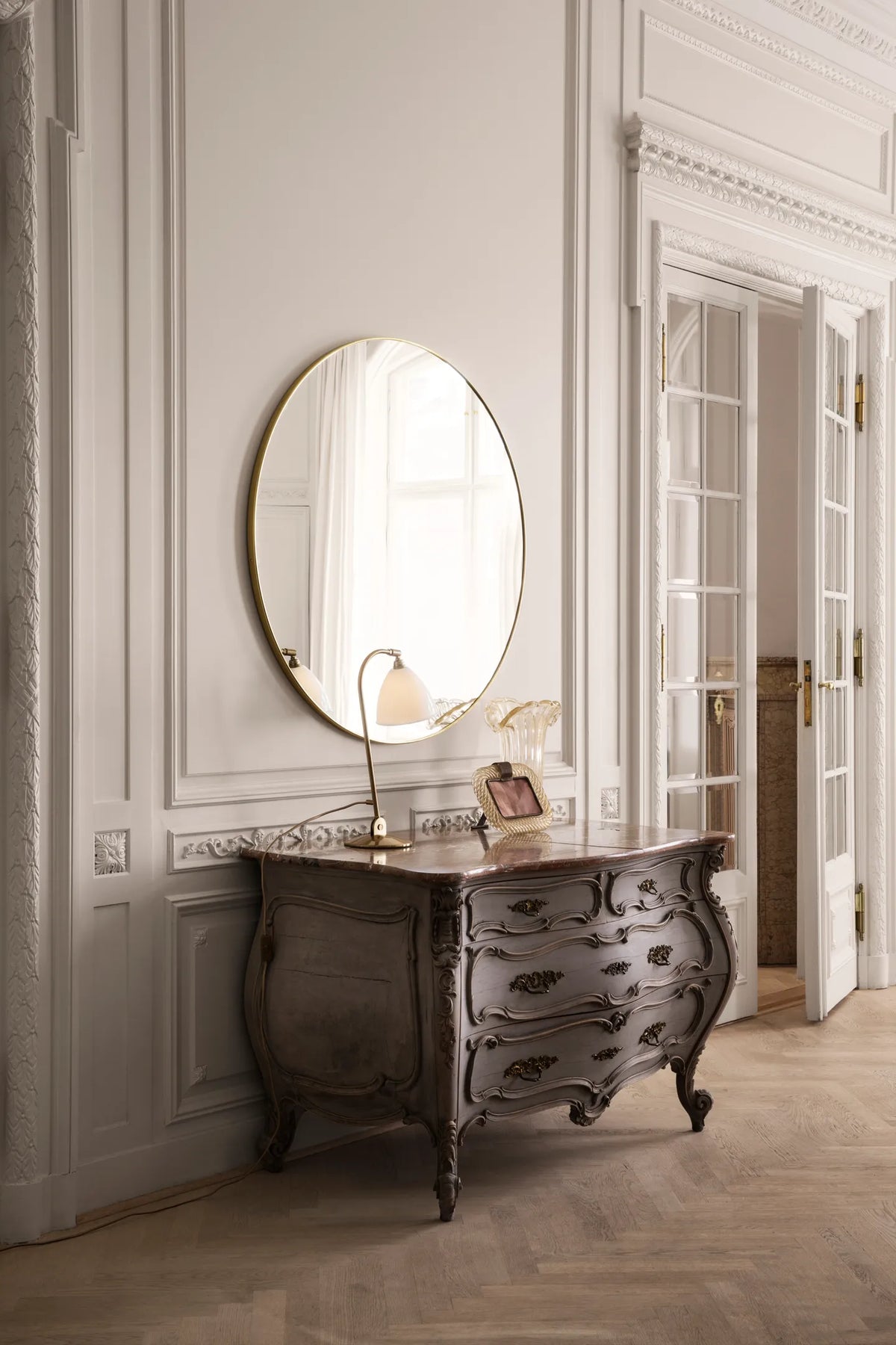 GUBI Wall Mirror - Round by Gubi