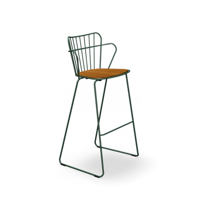 White PAON Bar Chair by Houe, modern seating with a sleek design, featuring a curved backrest and sturdy metal legs.