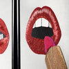 Décoration murale perlée Lipstick par Jonathan Adler