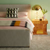 Grand lit Connery par Jonathan Adler 