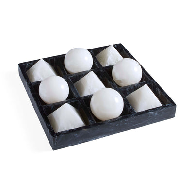 Como Tic-Tac-Toe Set - Black & White by Jonathan Adler