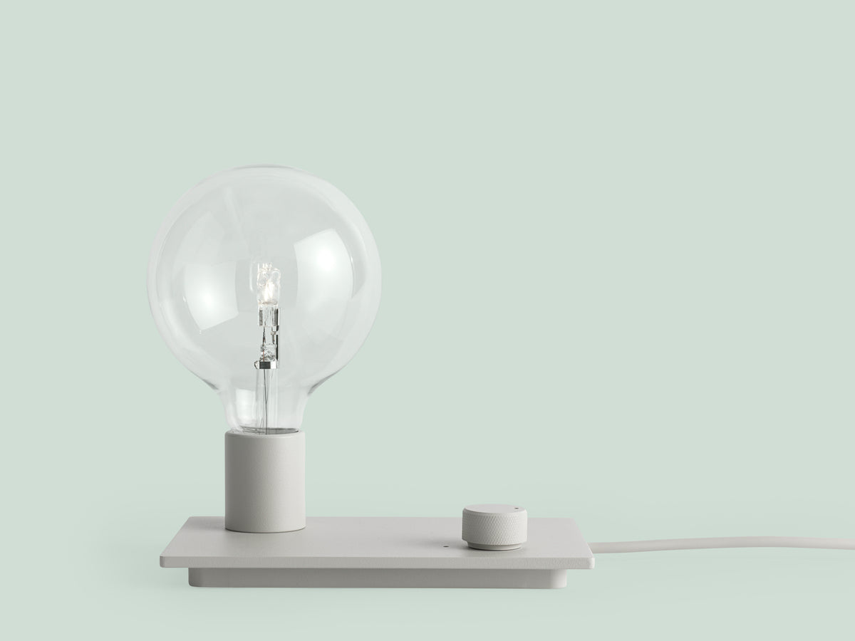 Lampe de table de contrôle par Muuto