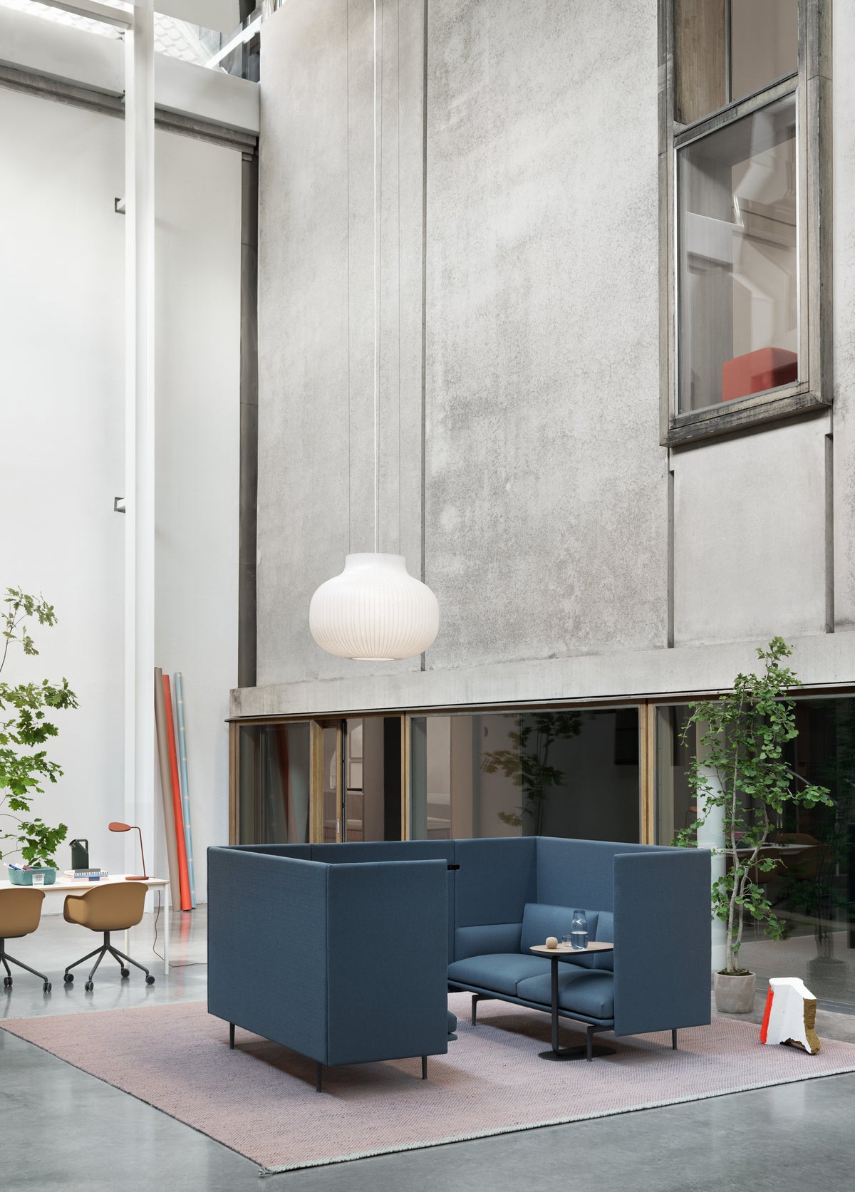 Outline Highback Cabin 100 - 3 Seater by Muuto