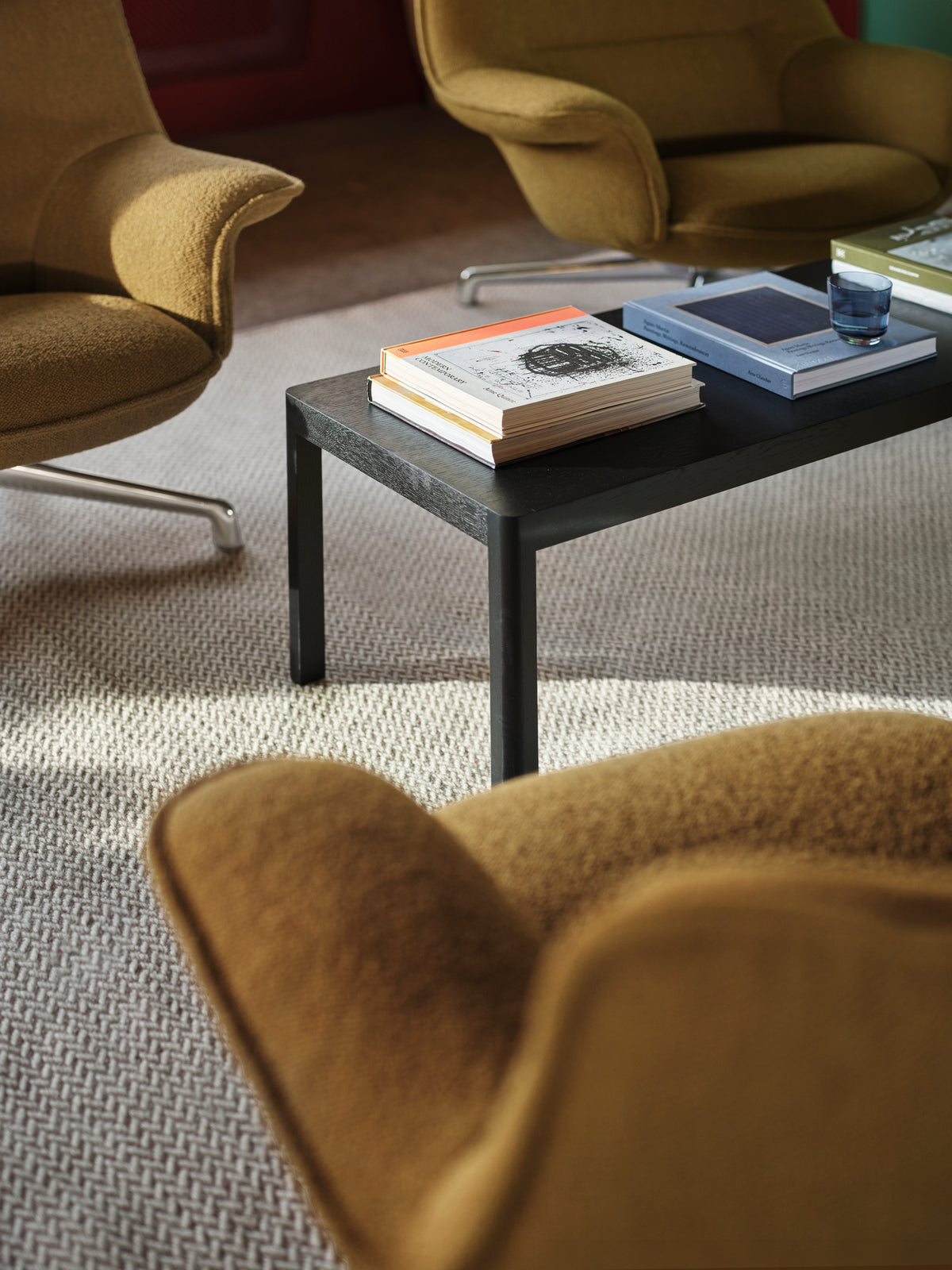 Table basse d'atelier par Muuto