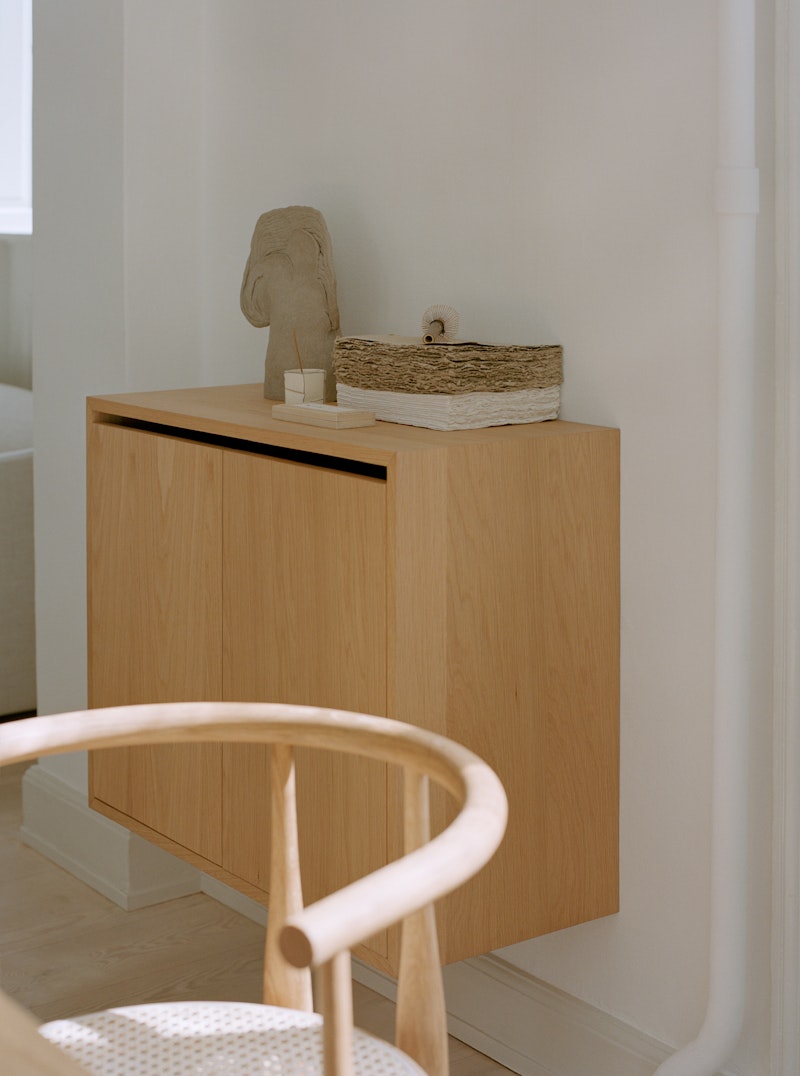 Armoire haute New Works w/Portes par New Works