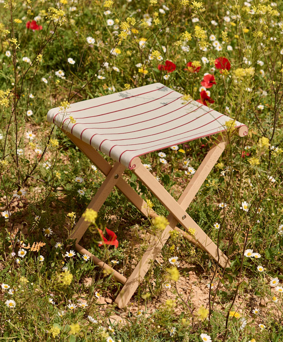 Outdoor Market Folding Stool by Hay