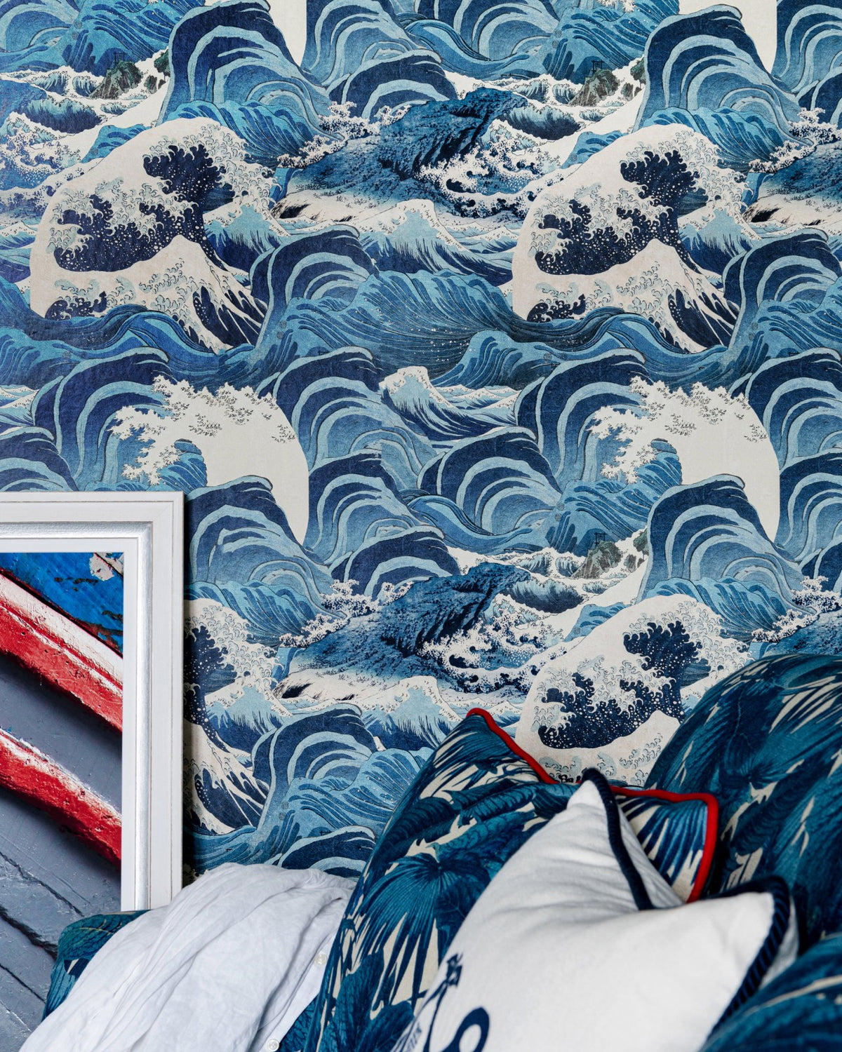 SEA WAVES Wallpaper by Mindthegap