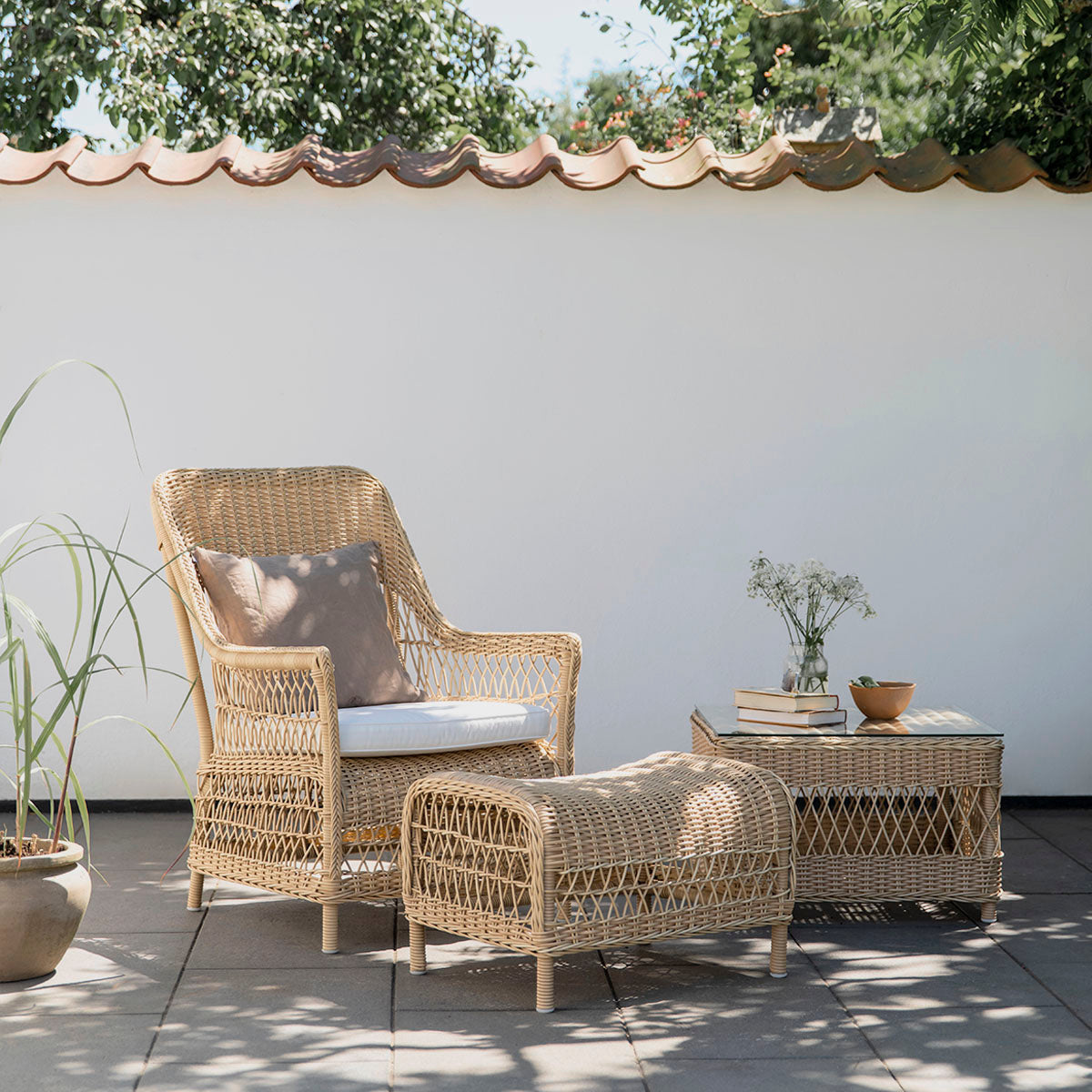 Dawn Lounge Chair by Sika